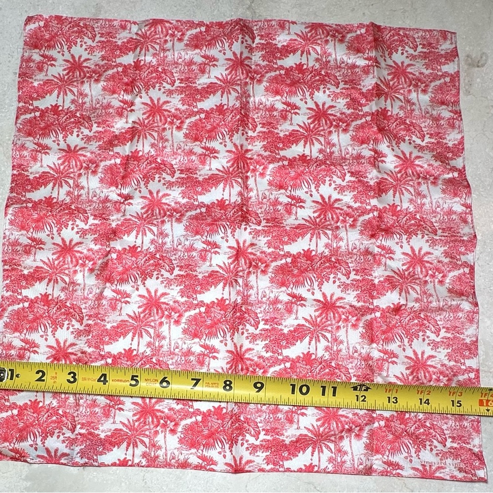 Vineyard Vines Redish Pink and White Silk Fabric